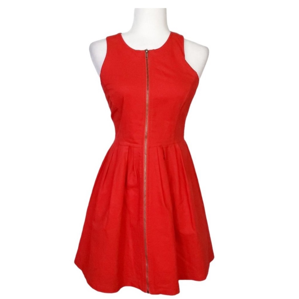 BB Dakota Zip Up Front Twist Back Mini Red Dress Size 6